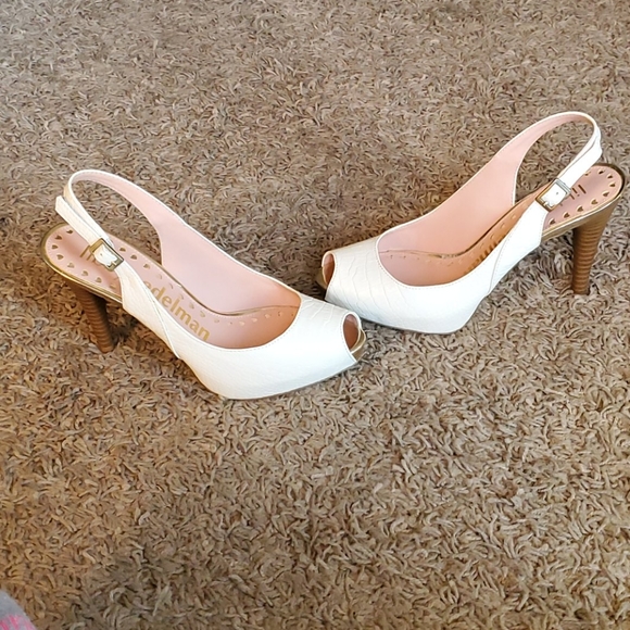 Heels - Picture 2 of 4
